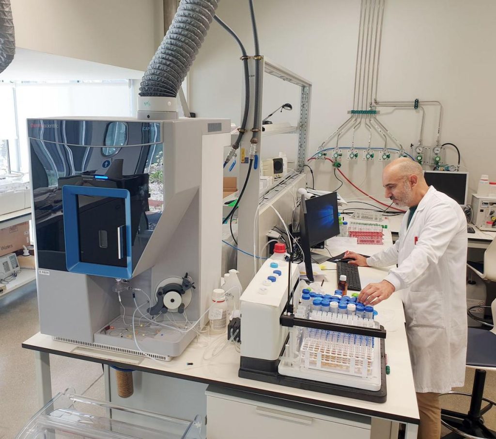 Espectroscopía: AAS, MP-AES, ICP, ICP/MS, FTIR, UV-VISIBLE